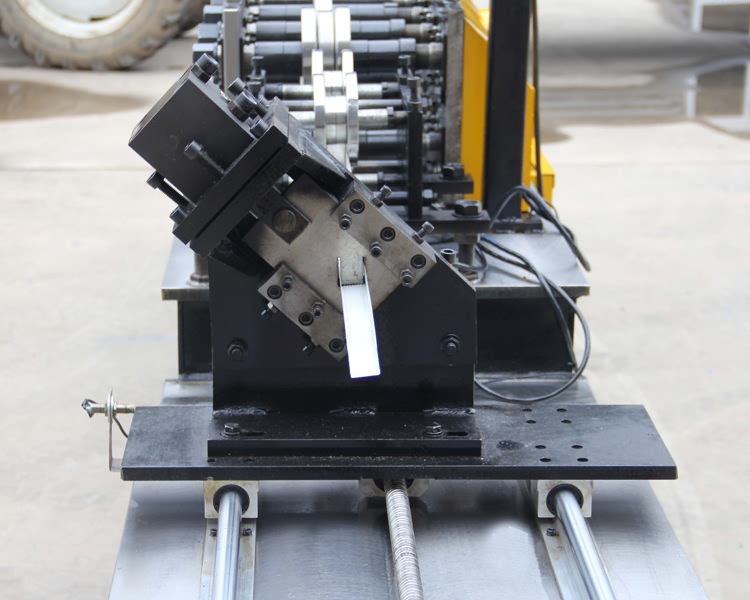 Ceiling U Profiles Roll Forming Machine21