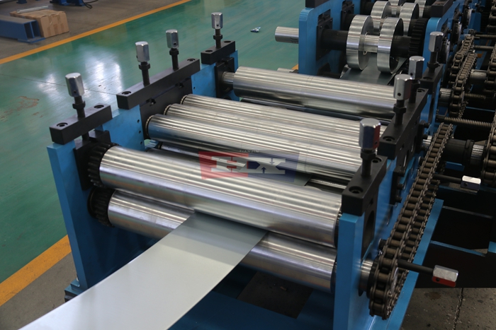 Haixing fully automatic C U steel purlin roll forming equipment for customized structural profiles