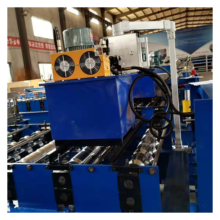 840trapezoidal roof machine