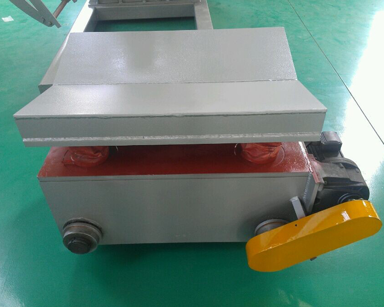 hydraulic decoiler