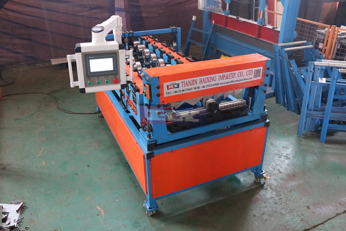 Haixing metal roofing panel roll forming equipment for customized roof sheet profiles