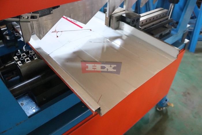 Haixing metal roof panel making machine supplier for roofing sheet factories