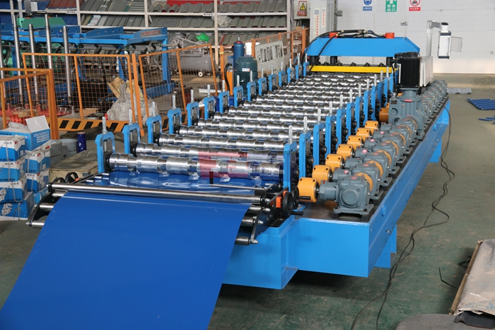 Haixing step tile roofing machine for residential metal roof panels
