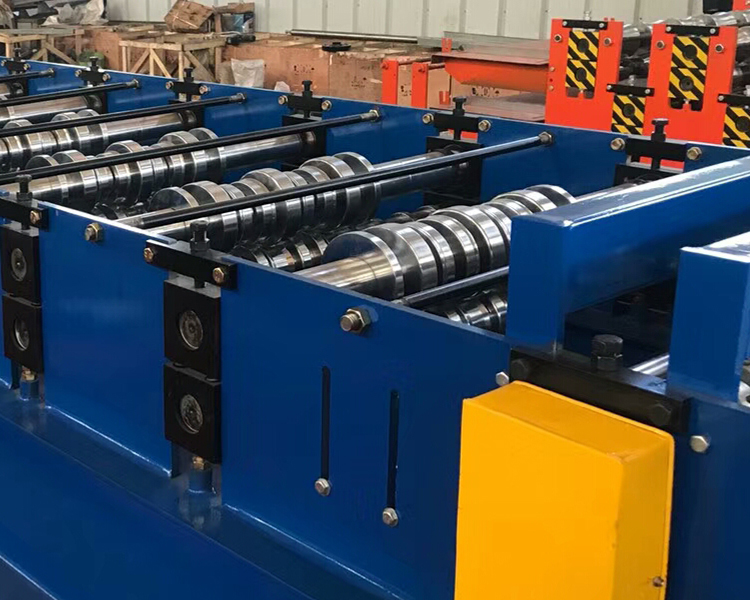 Floor Deck Cold Roll Forming Machine1