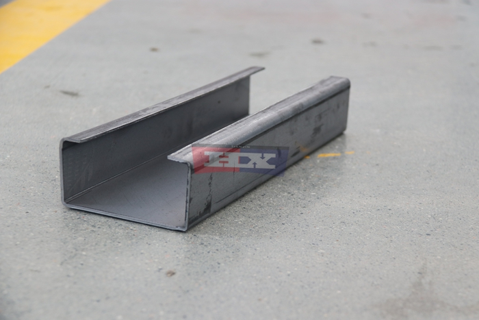 Haixing customized C purlin roll forming machine for structural steel manufacturing