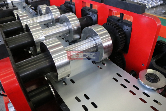 Haixing fully automatic C purlin roll forming machine with customized punching and cutting