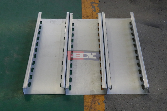 Haixing automatic C purlin roll forming equipment for steel building manufacturing