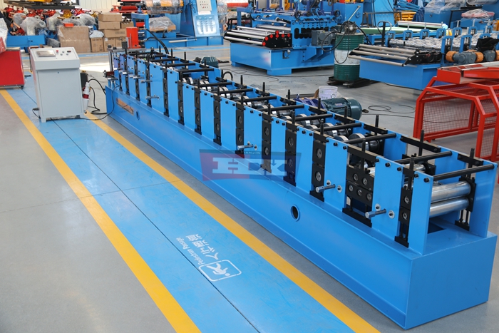Haixing customized C purlin machine for structural steel section dimensions