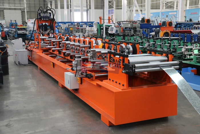Haixing automatic size adjustable C U purlin machine for customized structural steel profiles