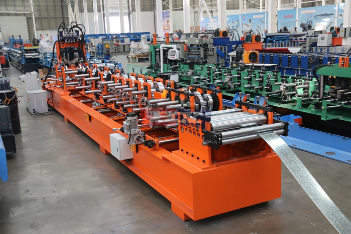 Haixing customized fully automatic C U purlin machine for galvanized structural steel profiles