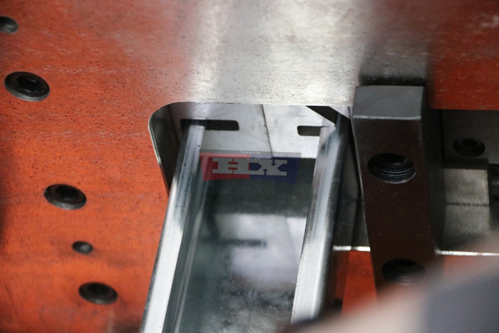 Haixing C U purlin roll forming equipment for warehouses and steel structure buildings