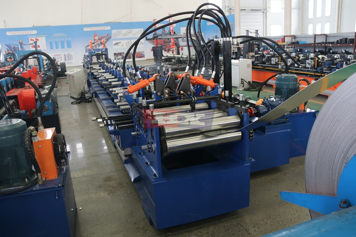 Haixing automatic C U purlin making machine for structural steel profile production