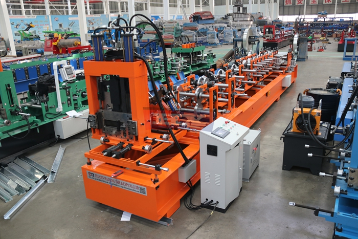 Haixing fully automatic C U steel purlin production line with progressive roll forming system