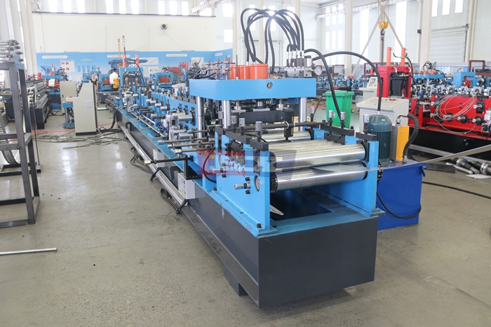 Haixing automatic C to U steel purlin and channel profile changeover roll forming equipment