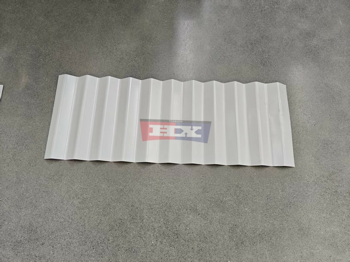 Haixing corrugated metal roofing machine for construction applications