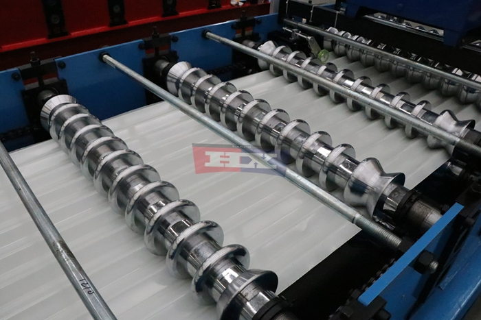 Haixing corrugated roof sheet machine for galvanized steel panels
