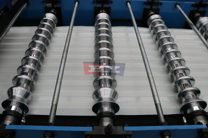 Haixing corrugated roof sheet machine for galvanized steel roofing panels