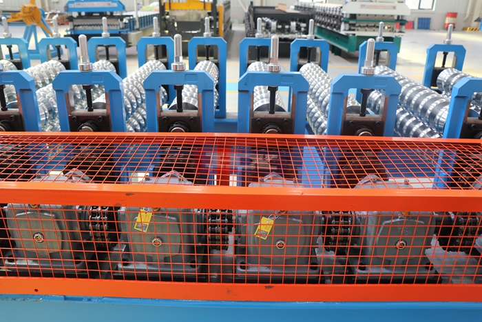 Haixing roofing sheet roll forming machine for metal roof production