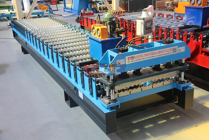 Haixing roofing sheet roll forming equipment for global manufacturers