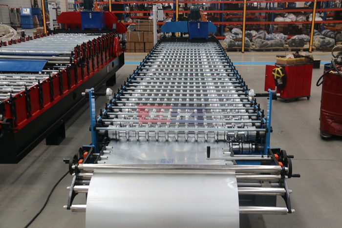 Haixing metal roofing sheet machine for corrugated profile manufacturing