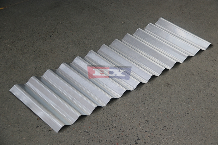Haixing metal roofing sheet machine for corrugated profile manufacturing