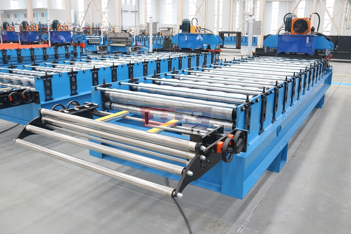 Haixing metal glazed roof tile machine for stepped steel roofing sheet manufacturing