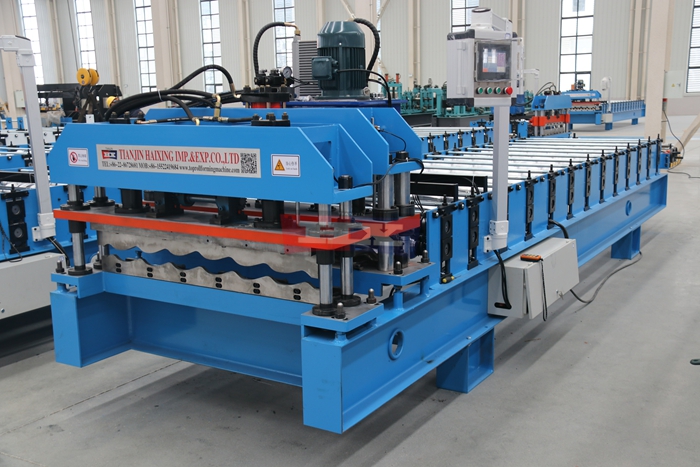 Haixing stepped roof tile roll forming machine for decorative metal roofing production