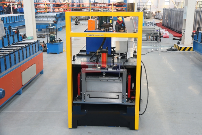 Haixing KR24 metal roofing seam panel machine for industrial and commercial roof projects