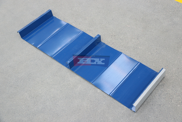 Haixing KR24 metal roof panel machine with progressive cold roll forming technology