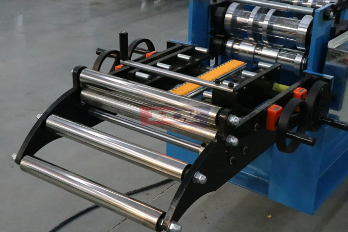 Haixing rain gutter roll forming machine for customized metal drainage gutter manufacturing