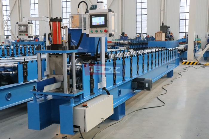 Haixing customized rain gutter machine for metal roof drainage profiles