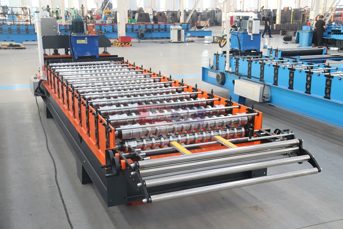 Haixing corrugated roof making machine for customized metal roofing production
