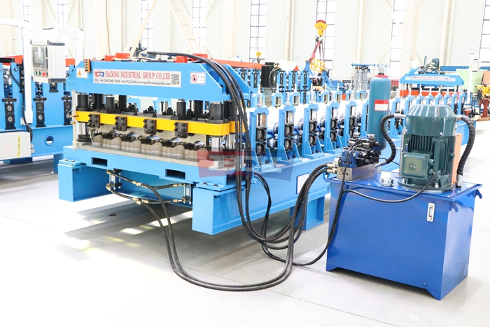 Haixing customized high speed glazed roof tile forming machine for decorative steel roofing profiles