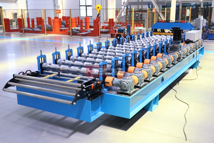 Haixing gearbox transmission roofing tile machine for metal sheet roll forming
