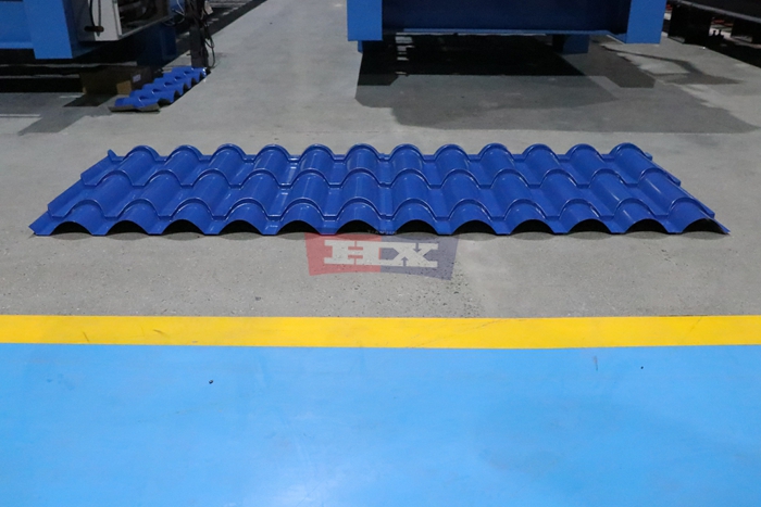 Haixing roof tile molding machine for decorative metal roofing sheet production