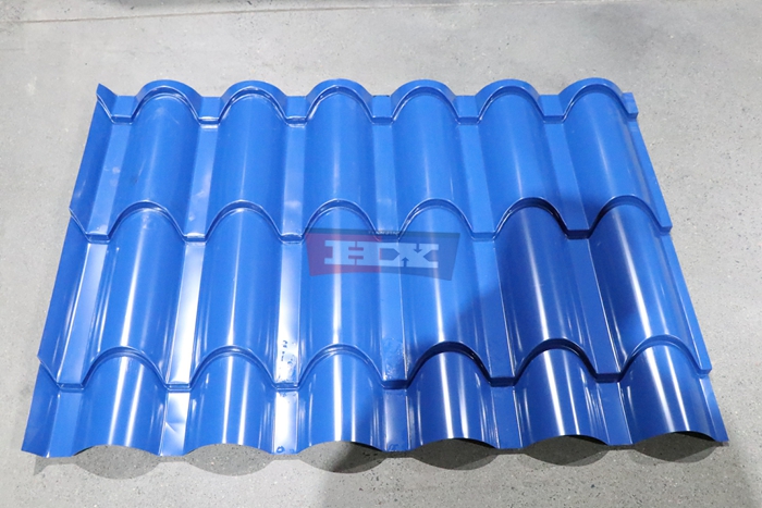 Haixing glazed metal roofing tile machine for customized decorative steel roof tile profiles