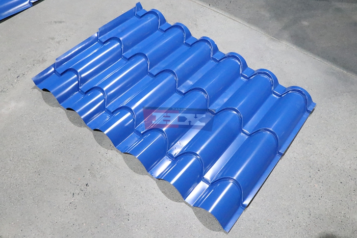 Haixing roof tile molding machine for customized decorative steel roof tile manufacturing
