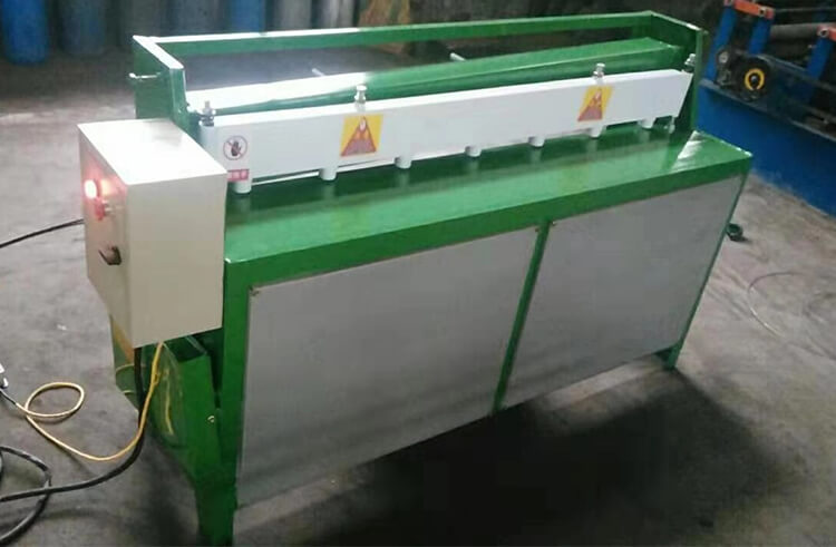 sheet cutting machine