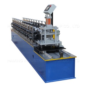 Shutter door forming machine with hydraulic guide column cutting