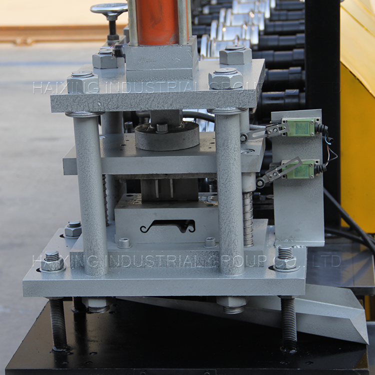 shutter door machine3