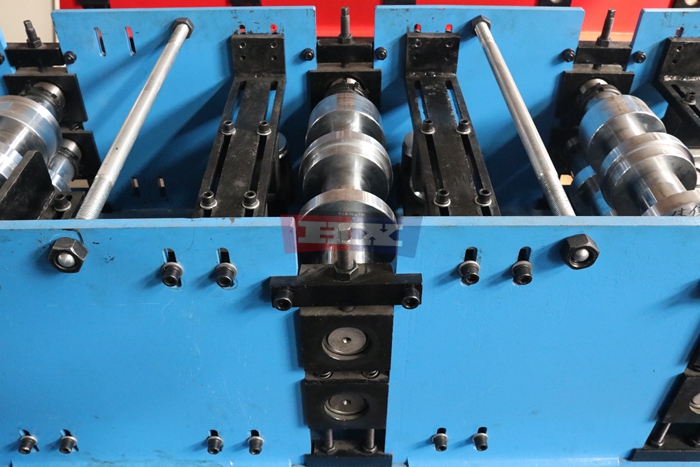 Haixing snap lock roof panel machine for interlocking metal roofing production