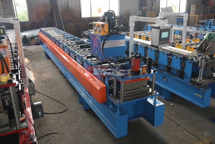 Haixing customized snap lock roofing panel machine for accurate metal roof profiles