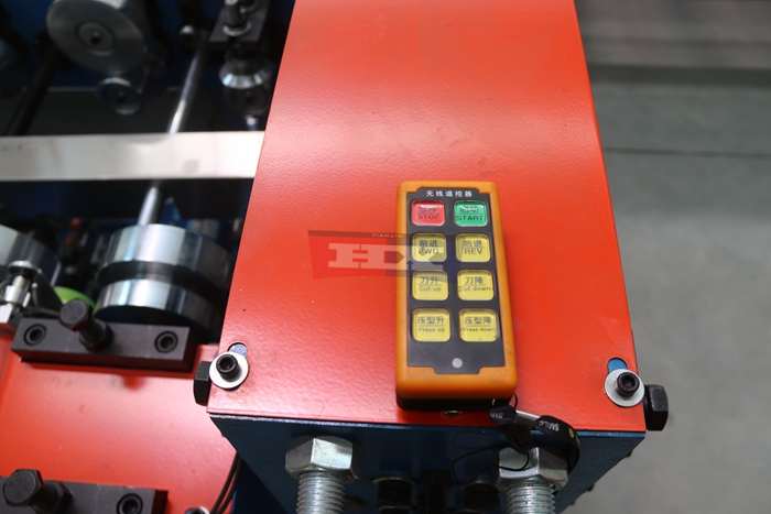 Haixing low standing seam roll forming machine for precision metal roof panel edges