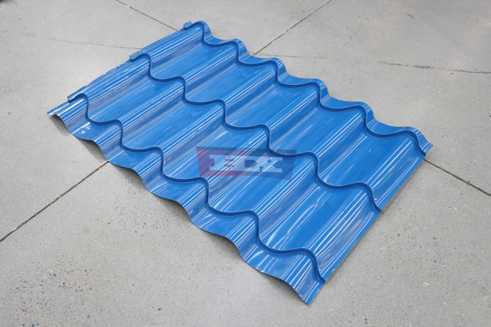 Haixing steel roof tile roll forming machine for stepped roofing sheet manufacturing