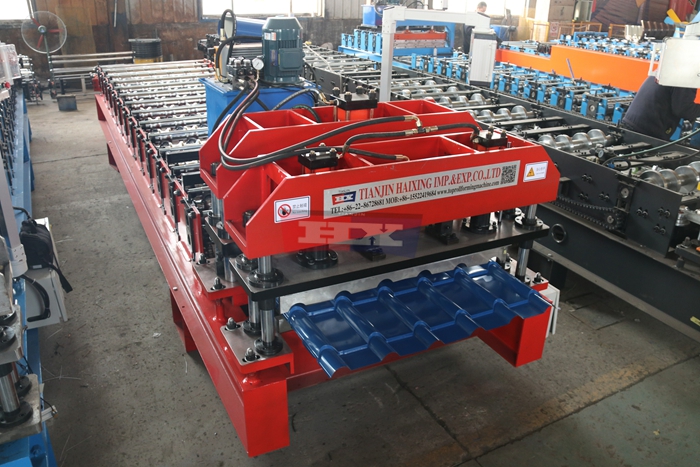 Haixing glazed tile forming machine for decorative metal roofing tile production