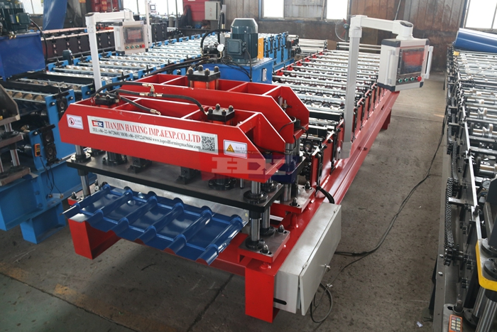 Haixing roof tile roll forming machine for decorative metal roofing production